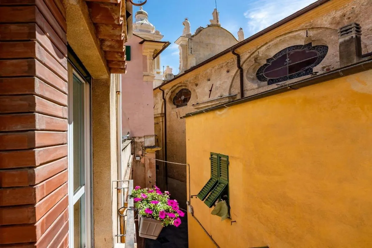 Vittoria Apartment Finale Ligure